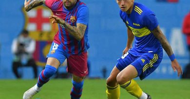 Tin HOT bóng đá 15/12: Dani Alves đá trận đầu tiên kể từ khi trở lại Barca