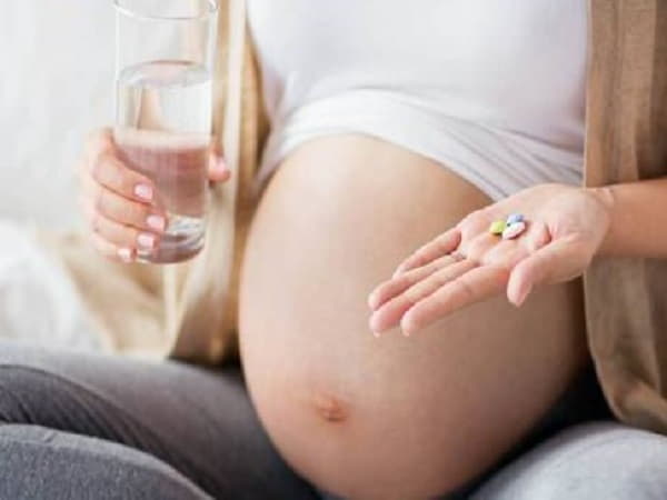 Mang thai uống thuốc dạ dày có sao không?