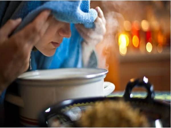 Mẹo chữa nghẹt mũi ngay lập tức - Hít hơi nước nóng