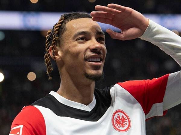 Tin Liverpool 18/7: The Kop tiến gần tới Hugo Ekitike